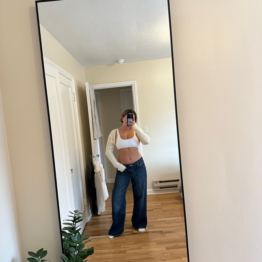 Cream Bolero